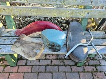 Jawa 50 pionyr, parez, mustang dily