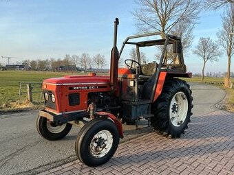 Prodej traktoru Zetor 6011 (1983) – 2WD, plně funkční