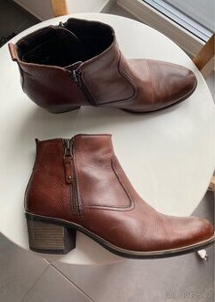 Minozzi kožené kotníkové boty 38