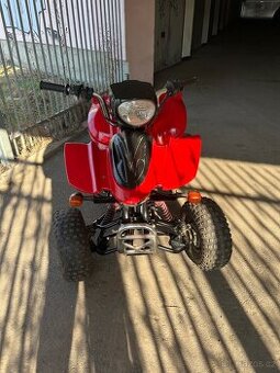 dětská čtyřkolka