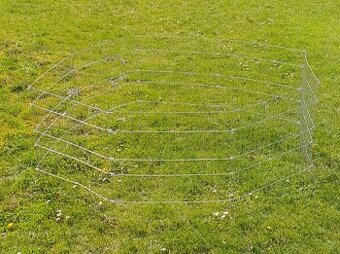 Výběh pro morčata, granule