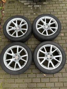 Litá kola Audi R19 ET26