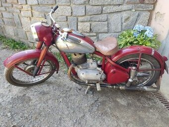 Jawa Pérák 250 tp