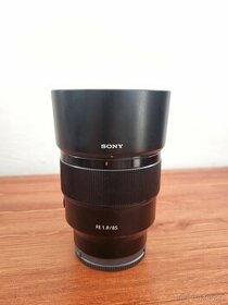 Sony FE 85mm f1.8 - 1