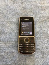 Nokia C2-01 v pěkném a plně funkčním stavu