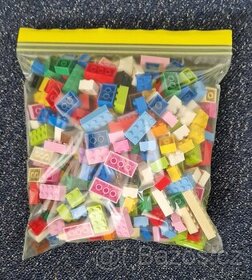 Lego brick 2 x 2 a více 515 g