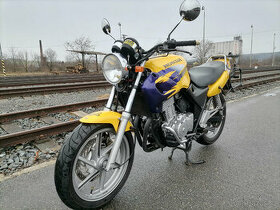 Honda CB500 - 1