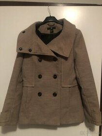 Béžový kabát H & M, vel. 38. Pěkný stav. - 1
