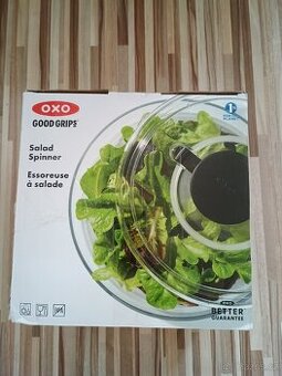 Odstředivka na salát Oxo
- 1