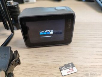 GoPro hero 7 sliver  V dobrém stavu,