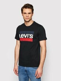 triko levis xl