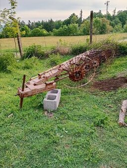 Prodám obraceč, nahrnovak na seno - 1
