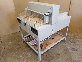 Stohová řezačka PAPÍRU DÝHY KARTONU- IDEAL, nůžky, střihač