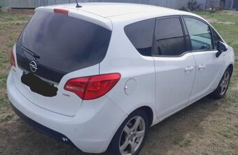 Rozprodám Opel meriva B 1.7 cdti 81kw 2011
