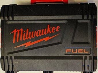 přímočará pila Milwaukee