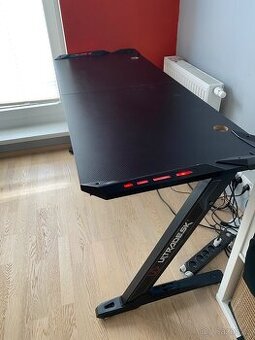 Herní stůl Ultradesk