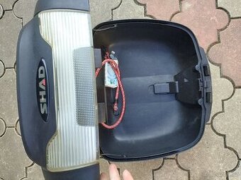 Moto kufr Shad
