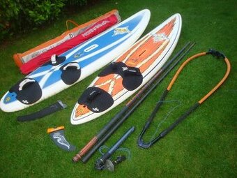 Windsurfing Komplet s dvěma plovákama a dvěma plachtama