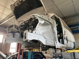 Vyvařená karoserie s doklady Mercedes Vito w639
