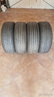 Dunlop 215/55 R18