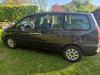 PEUGEOT 807, 2.2 HDI 94kW, tažné zařízení