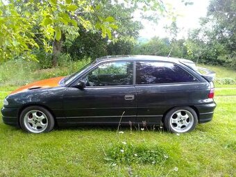 Opel Astra GSi 2.0 16V
