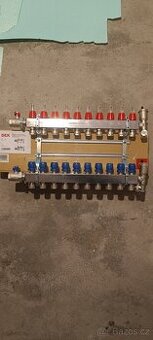 Podlahove topeni Rozdelovač+trubka 17x2 Uponor(+-100m2)