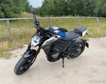 CFMOTO 300 NK
