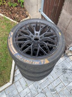 Závodní Slicky Michellin + disky 235/40 r18