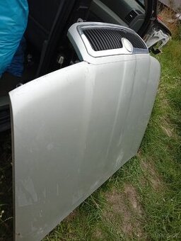 Škoda Octavia přední kapota