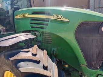 JOHN DEERE
