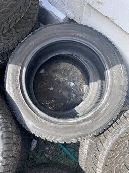 Zimní 2ks pneu 205/55 R16 - Hankook