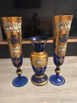 Krásný skleněný set z Nového Boru