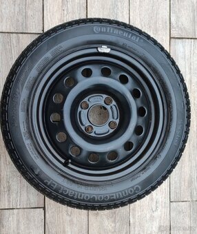 Prodám sadu 4 ocelových kol s pneumatikami Continental