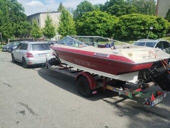Motorový člun Maxum 1800sr + vlek (1300kg)