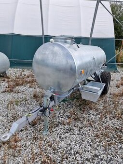 Mobilní nádrž na vodu 3000L