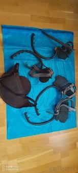 Staré stupačky na sloupy/stromolez/2páry+ochr.kož.beder.pás