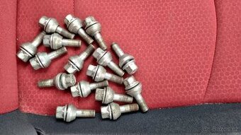 Plovoucí šrouby - M12 × 1.25 (změna rozteče)