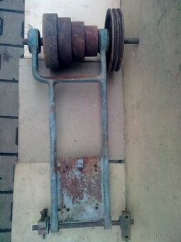 Pohon na transmisní soustruh