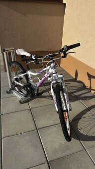 Dívčí kolo Rock Machine 24 bílá/fialová