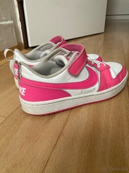 Dětske tenisky NIKE 34