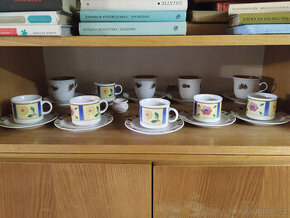 Sada hrníčků s podšálky