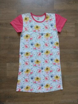 Noční košilka vel. 146