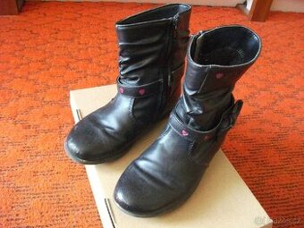 Dívčí kozašky + bunda + oteplené kalhoty