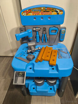 Dětský dílenský ponk