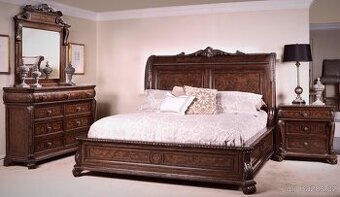 Luxusní ložnice v zámeckem stylu