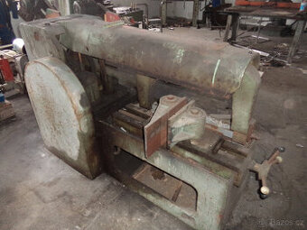 Strojní pila na kov