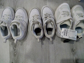 Nové bílé tenisky Nike vel. 27 dvoje, H&M