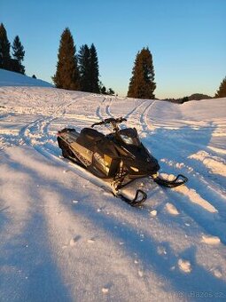 Ski doo E-tec 800r 154