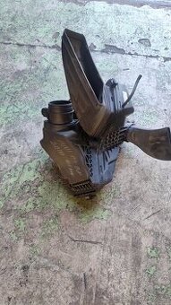 Filtr box Audi A4 B8 2,0 TDi 105 kW